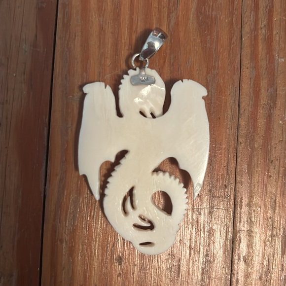 NWOT Carved Bone Dragon Pendant Necklace Game Of Thrones Drogon .925 Silver Bail - Picture 2 of 3